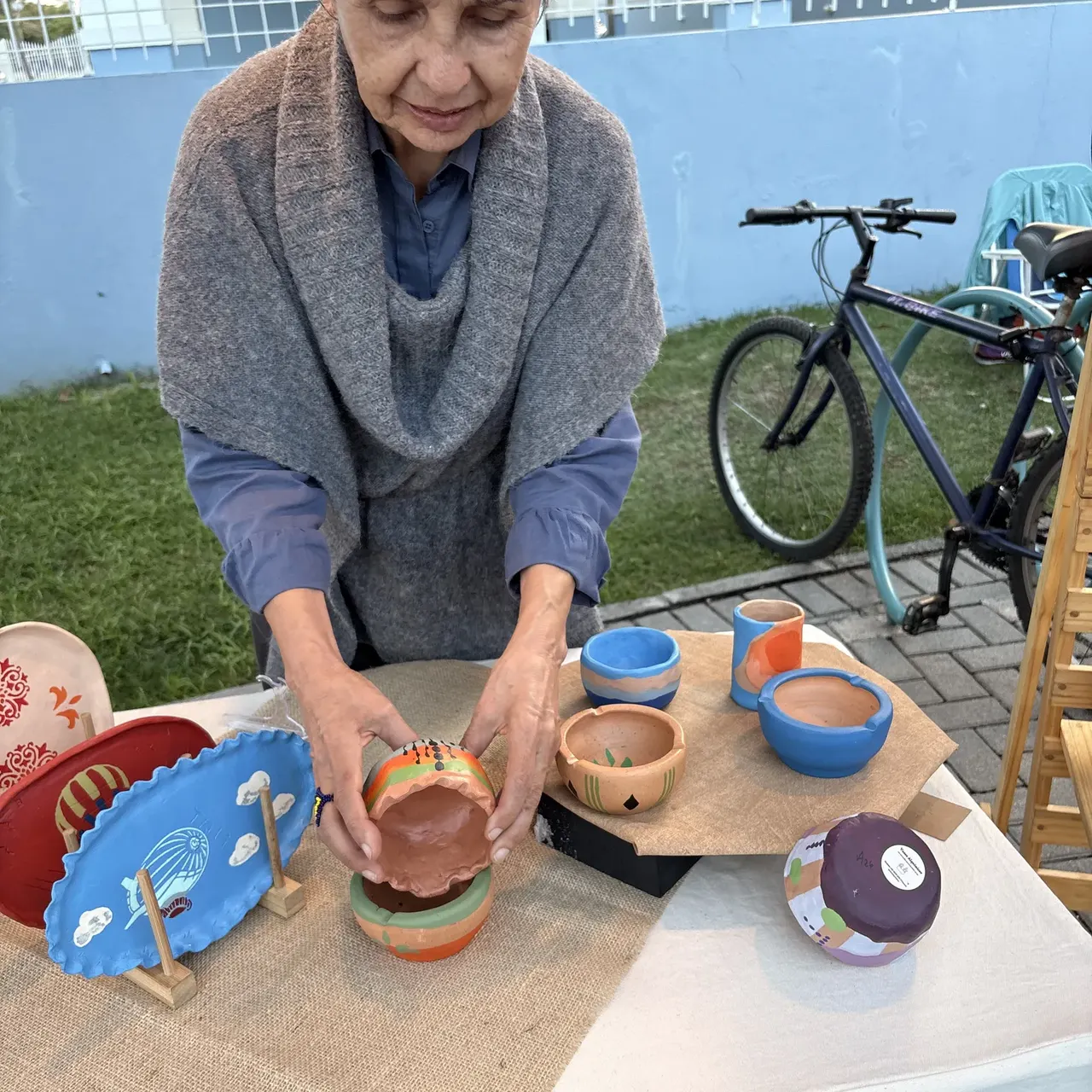 Vivianne — Vasos Alquímicos, cerâmica pintada à mão